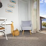 Seven Boutique Hotel