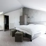 Seven Boutique אסקונה
