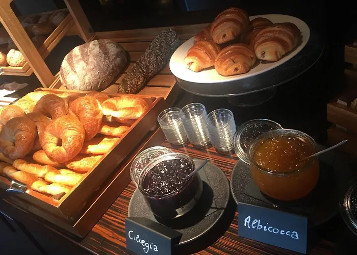 Отель Seven Boutique